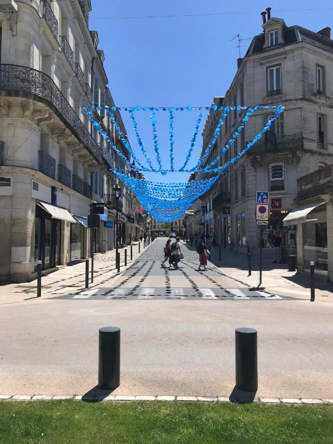 Le Montaigne - Wifi Fibre- Coeur Du Centre Ville-Property Rental Nm Périgueux Eksteriør bilde