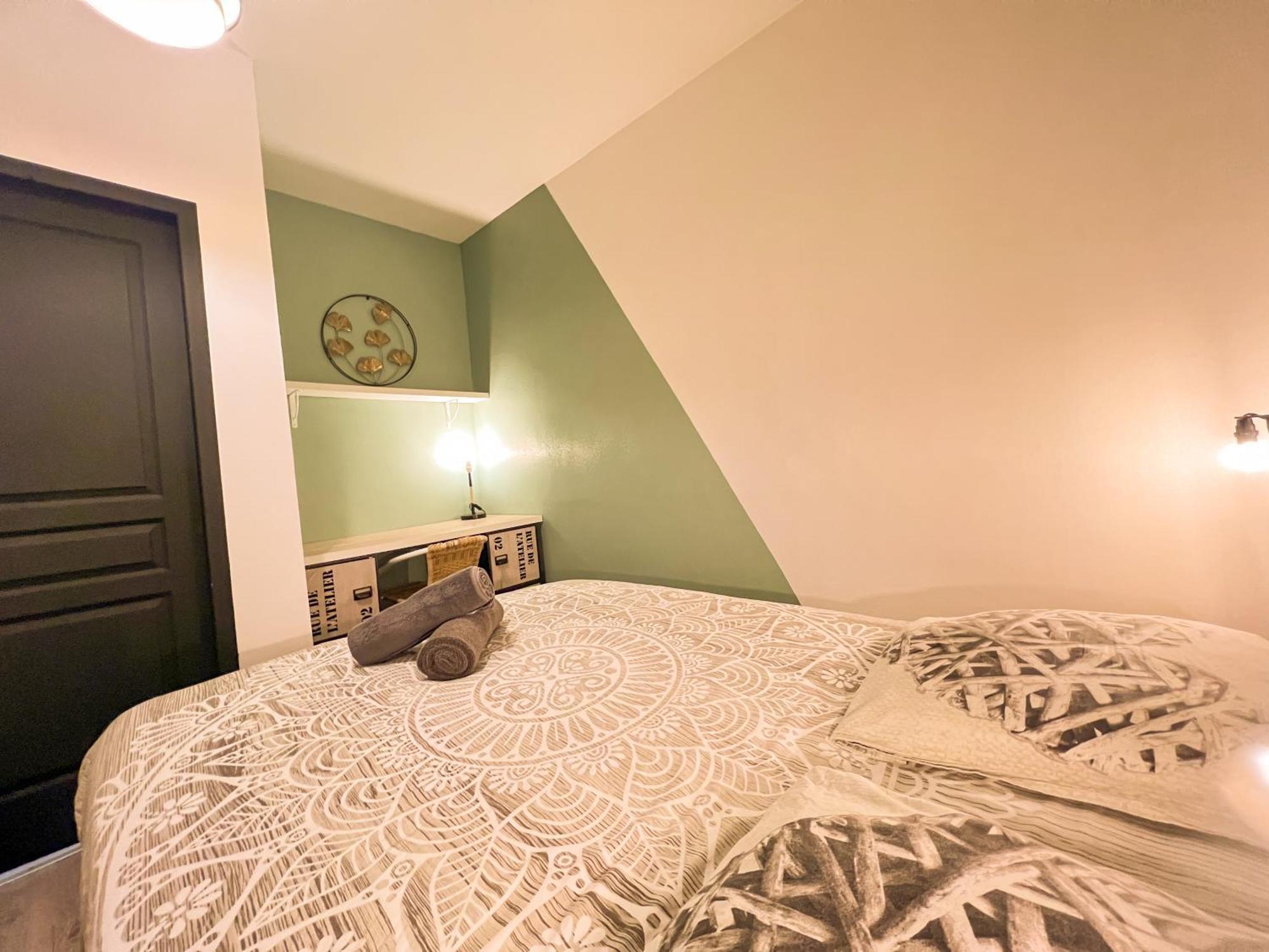 Le Montaigne - Wifi Fibre- Coeur Du Centre Ville-Property Rental Nm Périgueux Eksteriør bilde