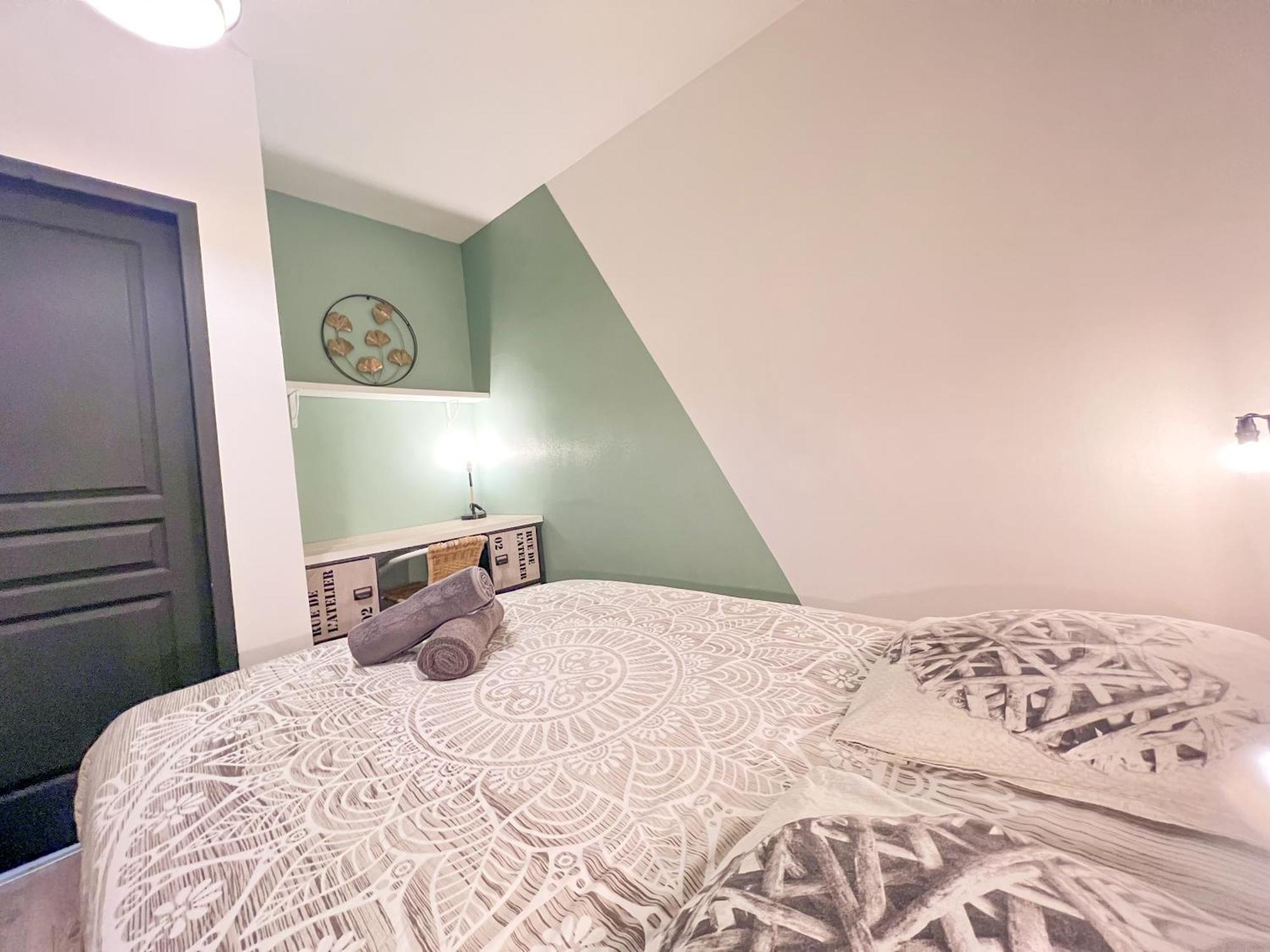 Le Montaigne - Wifi Fibre- Coeur Du Centre Ville-Property Rental Nm Périgueux Eksteriør bilde